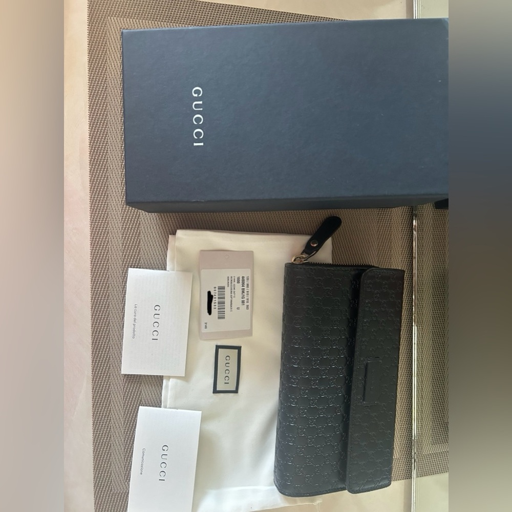 Gucci Guccisima Black Embossed Leather Card Wallet